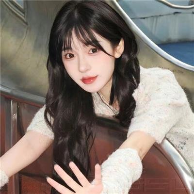 俏皮女学生